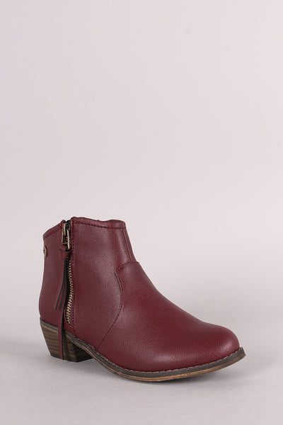 Breckelle Zipper Round Toe Cowgirl Ankle Boots