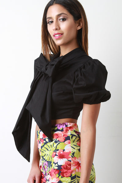 Oversize Bow Tie Collar Short Puff Sleeve Crop Top