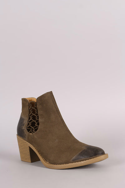 Qupid Elasticized Woven Chunky Heeled Booties